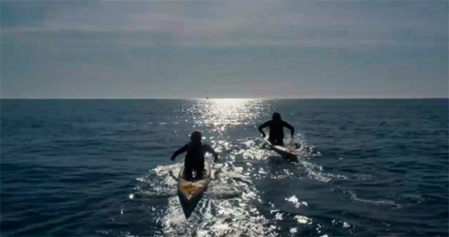 Покорители волн - Трейлеры