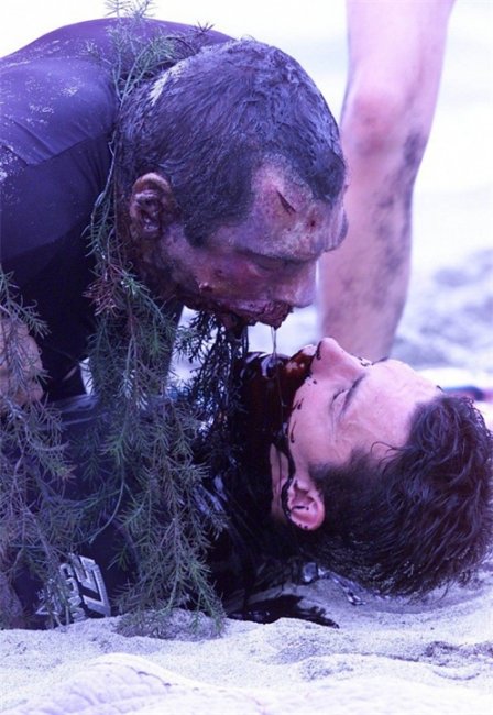 Фильм "Медовый месяц зомби" (2004) - Трейлеры