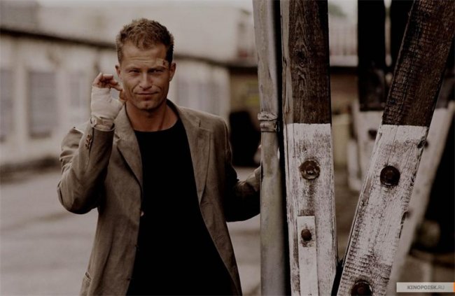 Босиком по мостовой (2005) - Трейлеры