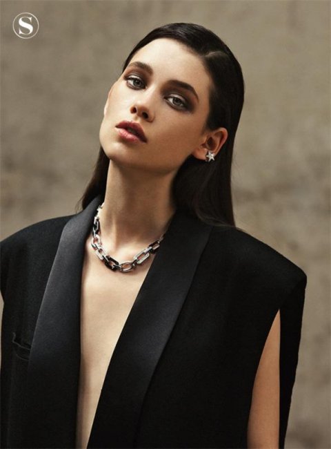 Астрид Берже-Фрисби, актриса - Трейлеры