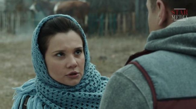 Личный интерес (2015) - Трейлеры