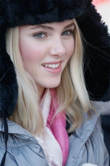 Анна-София Робб, актриса - Трейлеры