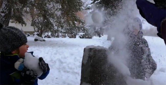 Рождественский рекламный ролик Apple "Непонятый" - Трейлеры