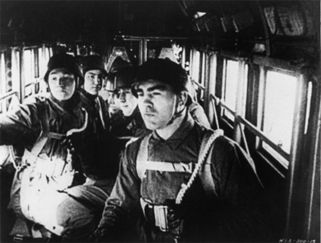 ОСКАР. 1942 Лучший Документальный фильм. Остров Черчилля (Churchill's Island) - Трейлеры