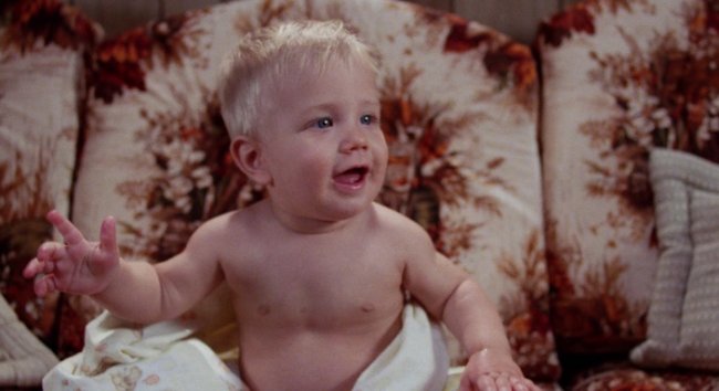 Фильм "Воспитывая Аризону" - Трейлеры