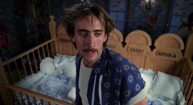 Фильм "Воспитывая Аризону" - Трейлеры