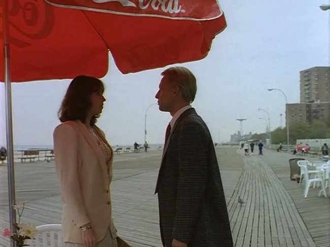 "На Дерибасовской хорошая погода..." - единственный фильм, где снялась Келли МакГрилл - Трейлеры