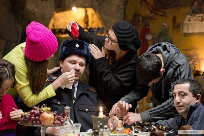 30 свиданий 2015 г. - Трейлеры