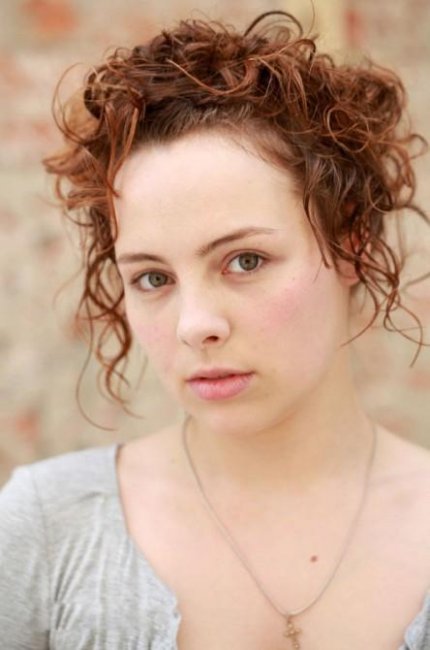 Яна Гурьянова: любимица с "Интернов" - Трейлеры