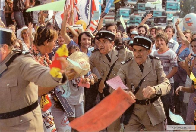 Жандарм и инопланетяне - Трейлеры