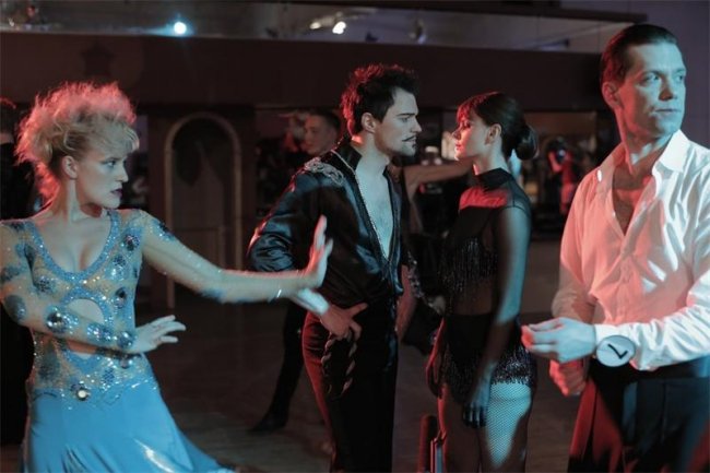 Статус: Свободен 2016 г. - Трейлеры