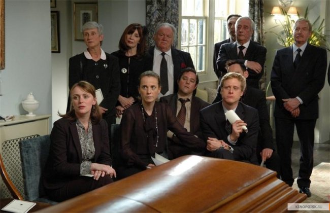 Смерть на похоронах (2007) - Трейлеры