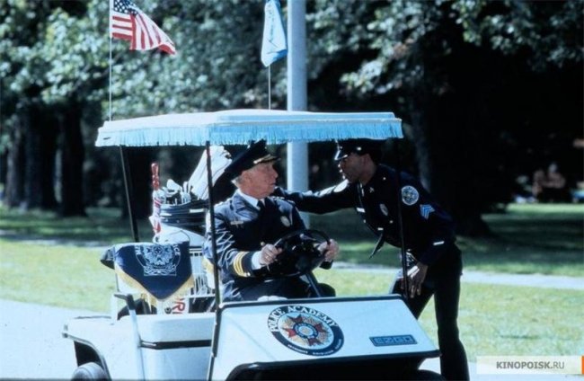 Полицейская академия 4: Граждане в дозоре - Трейлеры