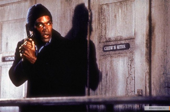 Голый пистолет (1988) - Трейлеры