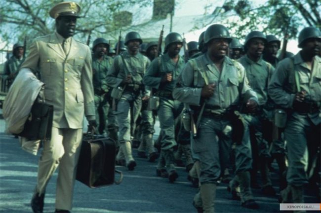 Армейская история (1984) - Трейлеры