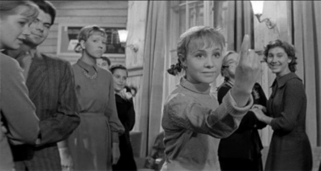 Фильм «Девчата»: жизнь на экране и вне его - Трейлеры