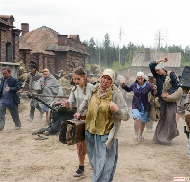 Дорога на Берлин (2015) - Трейлеры