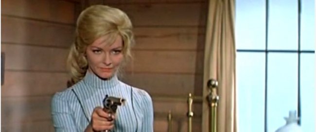 След Сокола - Трейлеры