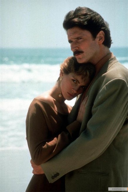 В постели с врагом (1991) - Трейлеры