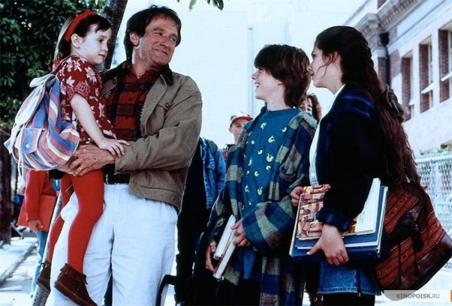 Миссис Даутфайр (1993) - Трейлеры