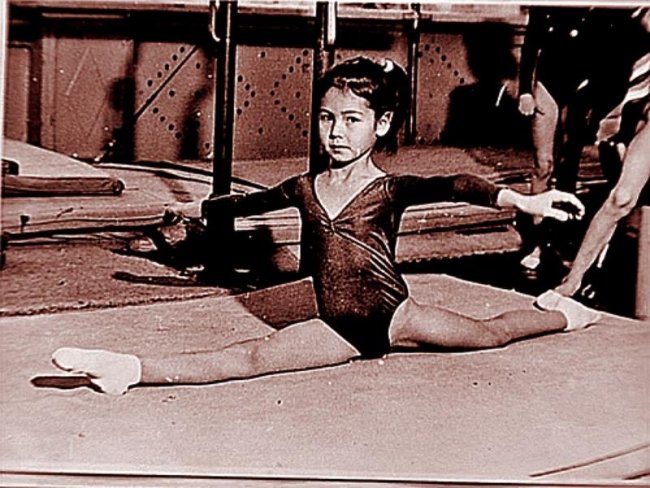 Ляйсан Утяшева: чемпионка со сломанными ногами - Актрисы