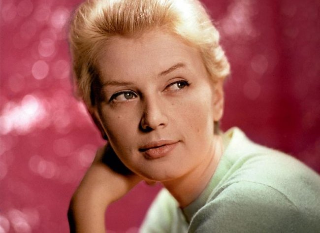 Валентина Титова: женщина без даты рождения - Актрисы