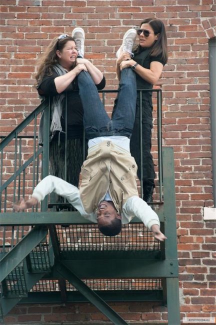 Копы в юбках (2013) - Трейлеры