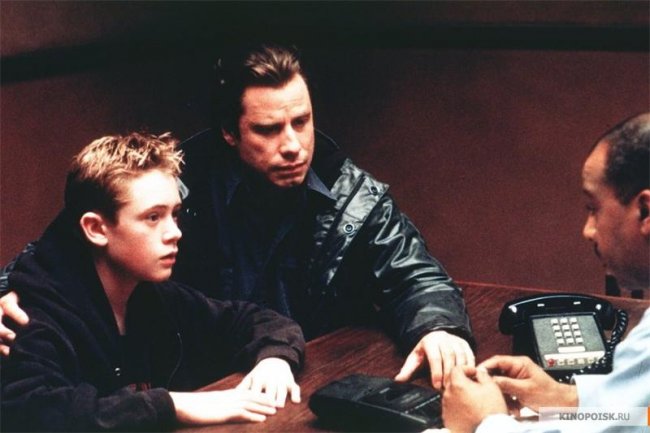 Скрытая угроза (2001) - Трейлеры