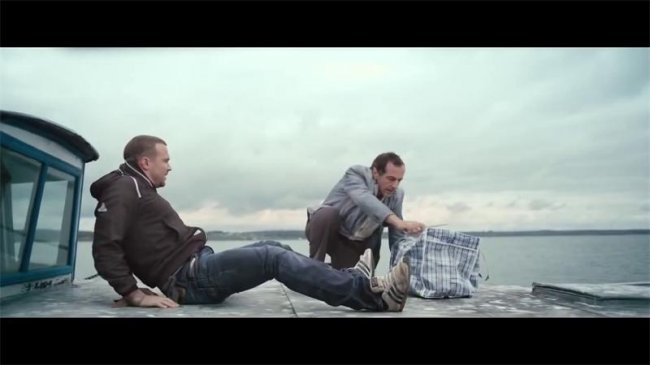 Ч/Б. Ангелам закон не писан (2015) - Трейлеры