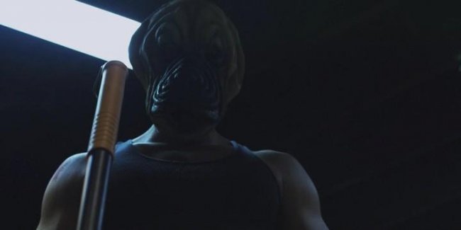 Ловушка / The Badger Game (2014) - Трейлеры