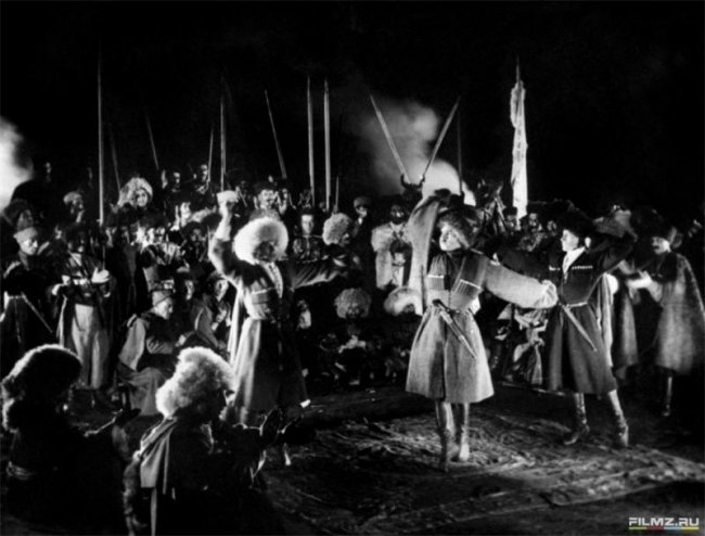 Октябрь (фильм) - Трейлеры