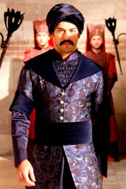 Мужчина мечты: турецкий актер Бурак Озчивит - Трейлеры