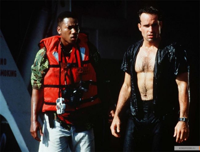 Скорость 2: Контроль над круизом (1997) - Трейлеры