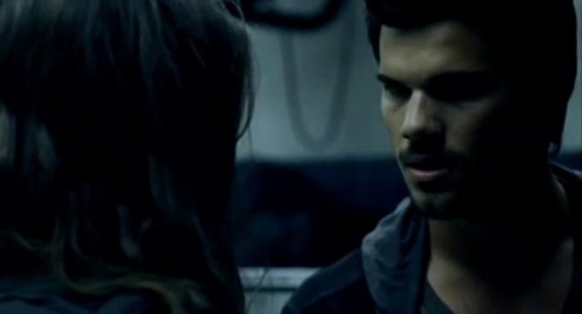 Трейсеры / Tracers (2015) - Трейлеры