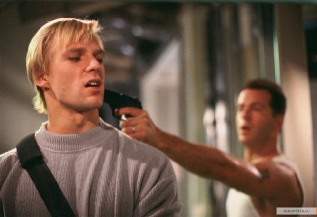 Крепкий орешек (1988) - Трейлеры