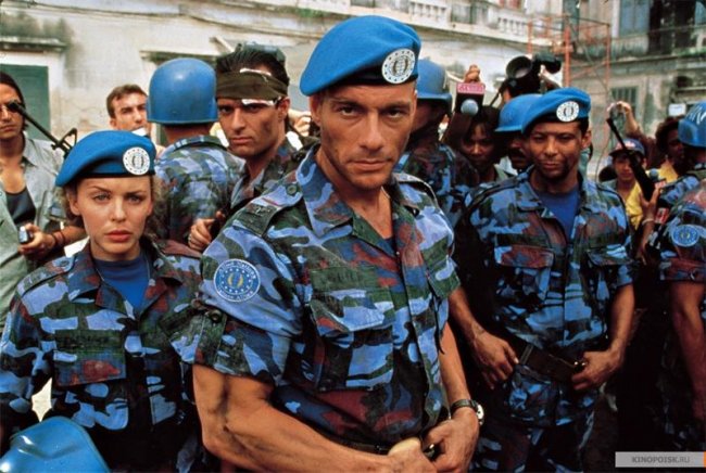 Уличный боец (1994) - Трейлеры