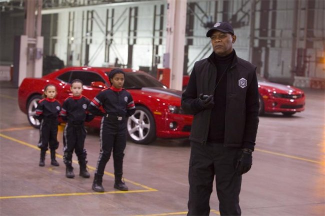 Фильм "Особо опасна" (2015) - Трейлеры