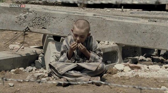 «Мальчик в полосатой пижаме» (англ. The Boy in the Striped Pyjamas) - Трейлеры