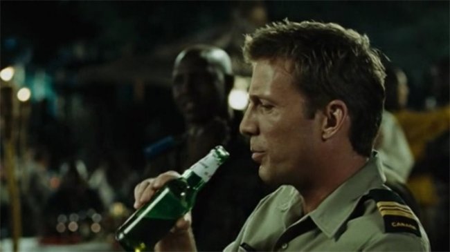 Фильм "Рукопожатие с Дьяволом / Shake Hands with the Devil" (2007) - Трейлеры