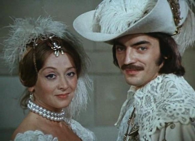 Фильм "Собака на сене" 2 серии (1977) - Трейлеры