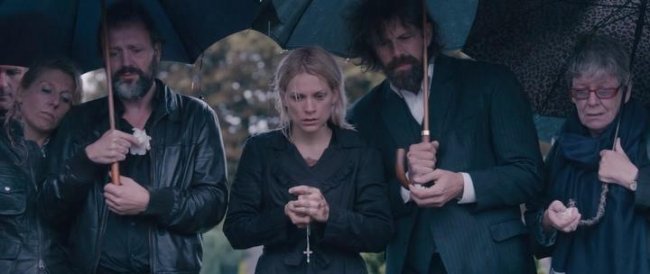 Разомкнутый Круг(2014) - Трейлеры