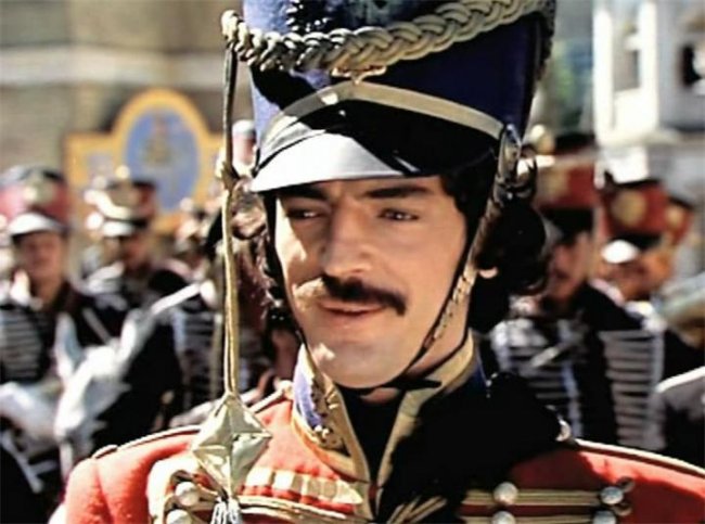 Сватовство гусара - Трейлеры