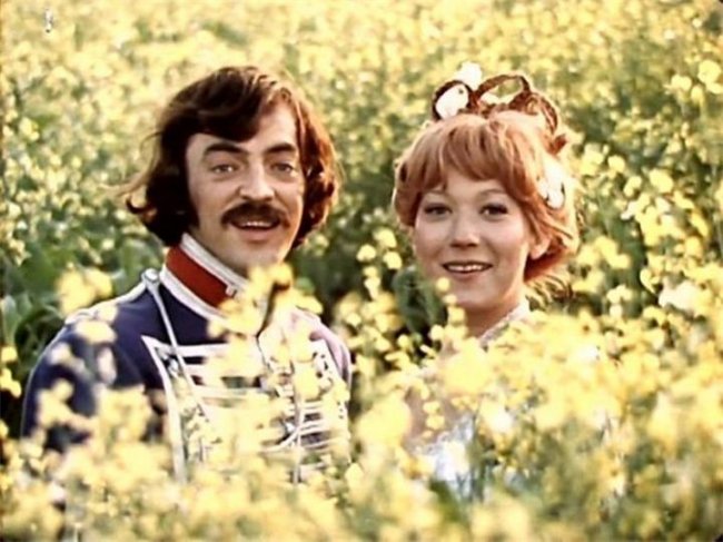 Сватовство гусара - Трейлеры