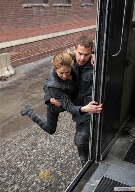 Дивергент (2014) - Трейлеры