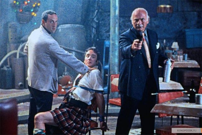 Приключения Плуто Нэша (2002) - Трейлеры