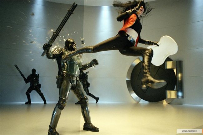 Ультрафиолет (2006) - Трейлеры