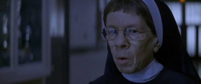 "Стрекоза" фильм режиссёра Тома Шедьяка - Трейлеры