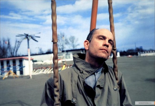 За облаками (1995) - Трейлеры