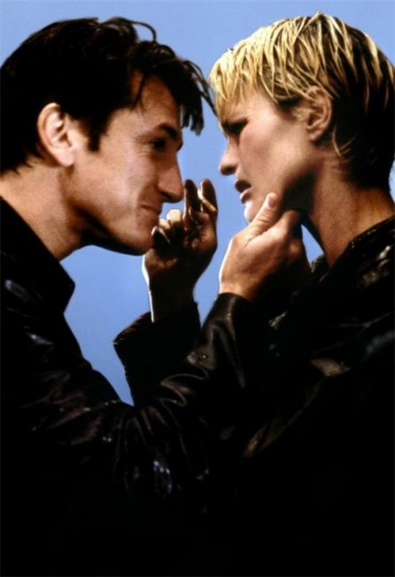 Она прекрасна (1997) - Трейлеры