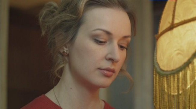 Осколки хрустальной туфельки (2015) - Трейлеры